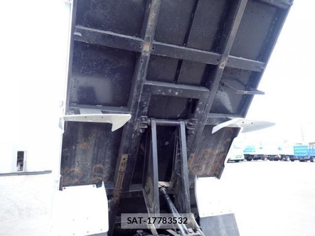 Isuzu ELF TRUCK 2015-02 7500425-9