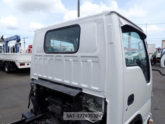 Isuzu ELF TRUCK 2015-02 7500425-10