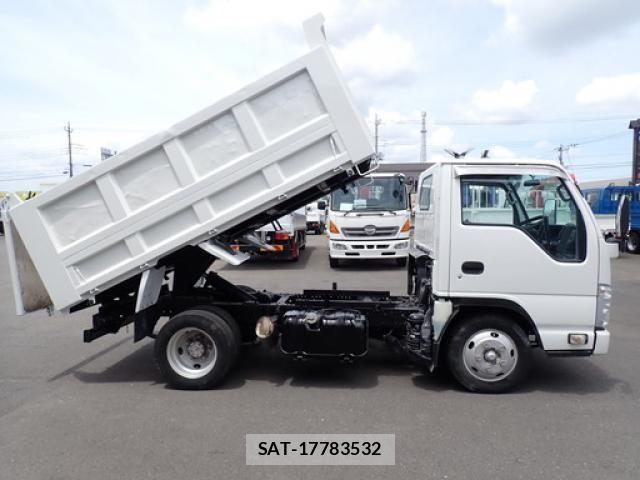 Isuzu ELF TRUCK 2015-02 7500425-18