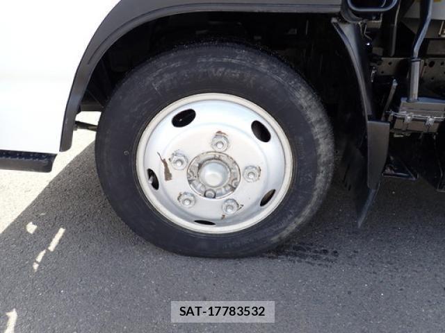 Isuzu ELF TRUCK 2015-02 7500425-29
