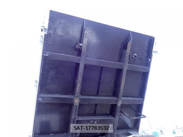 Isuzu ELF TRUCK 2015-02 7500425-8
