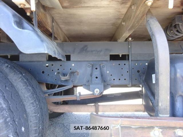 Isuzu ELF TRUCK 2015-09 7500433-11