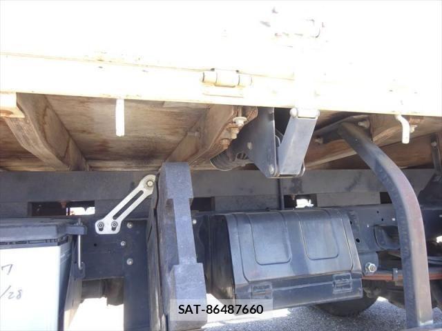 Isuzu ELF TRUCK 2015-09 7500433-16