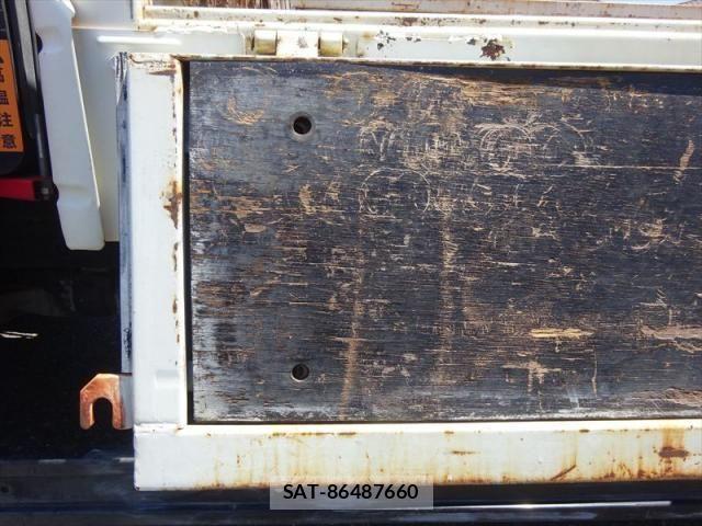 Isuzu ELF TRUCK 2015-09 7500433-22