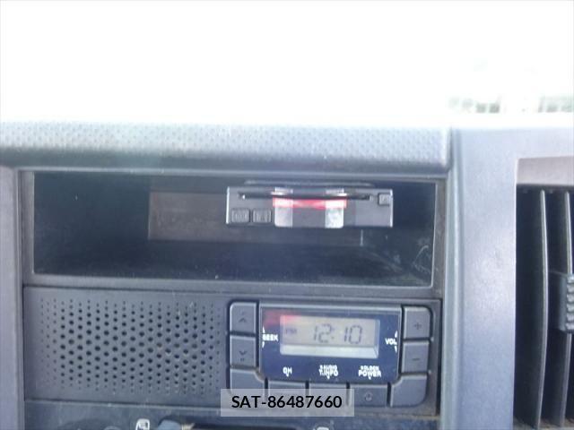 Isuzu ELF TRUCK 2015-09 7500433-28