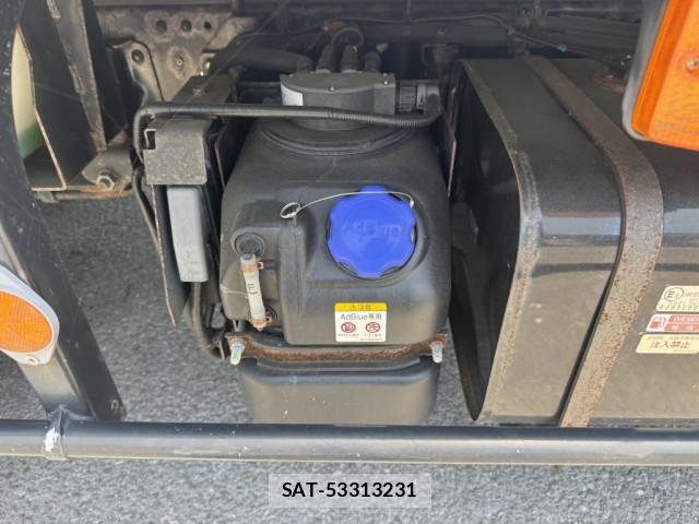 Isuzu ELF TRUCK 2021-03 7500428-24