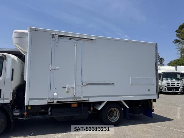 Isuzu ELF TRUCK 2021-03 7500428-7