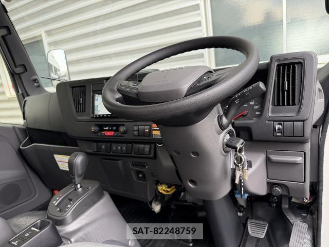 Isuzu ELF TRUCK 2025-02 7500406-17