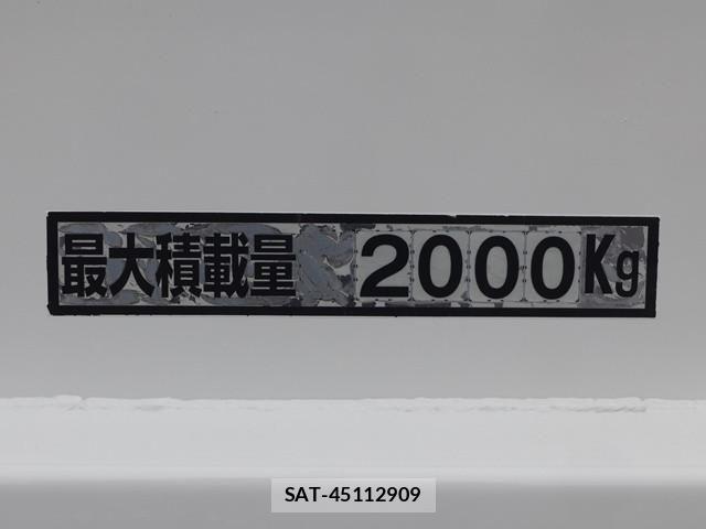 Isuzu ELF TRUCK 2019-02 7500423-18