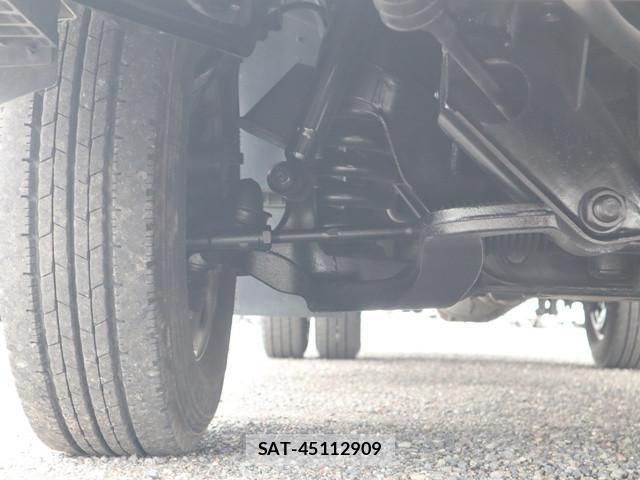 Isuzu ELF TRUCK 2019-02 7500423-23