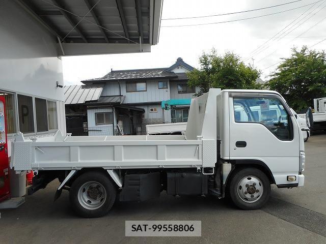 Isuzu ELF TRUCK 2013-09 7500431-3