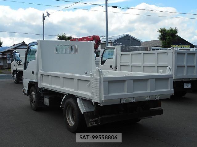 Isuzu ELF TRUCK 2013-09 7500431-7