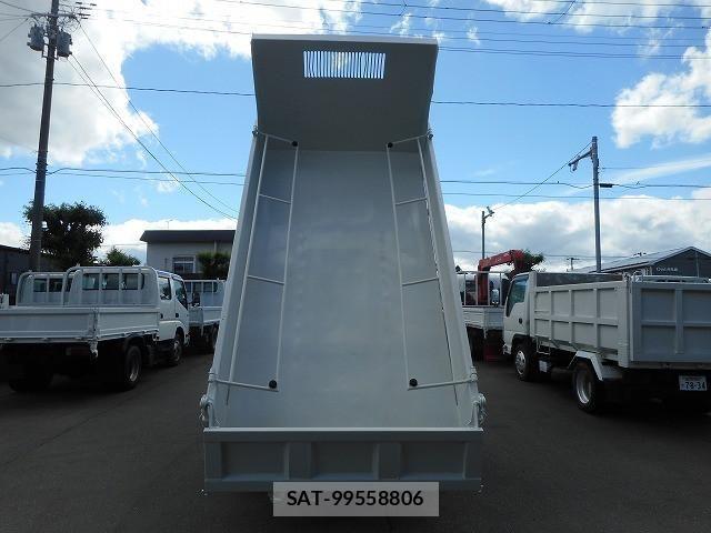 Isuzu ELF TRUCK 2013-09 7500431-8