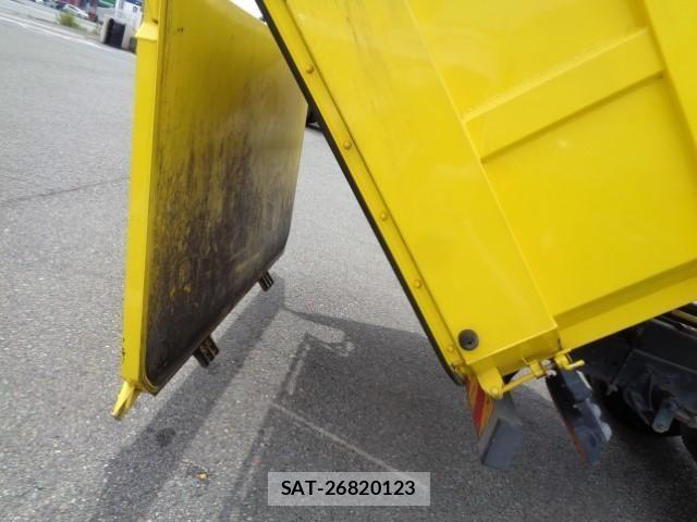 Isuzu ELF TRUCK 2017-03 7500419-11