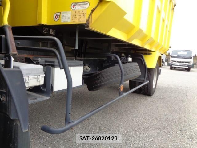 Isuzu ELF TRUCK 2017-03 7500419-17