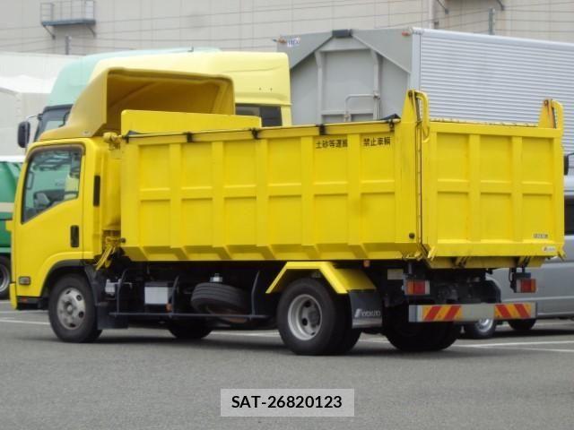 Isuzu ELF TRUCK 2017-03 7500419-3