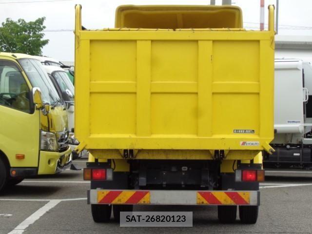 Isuzu ELF TRUCK 2017-03 7500419-5