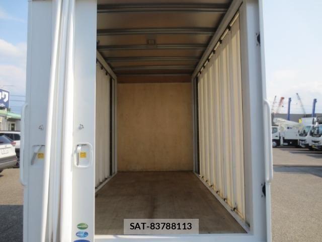 Isuzu ELF TRUCK 2022-04 7500424-9