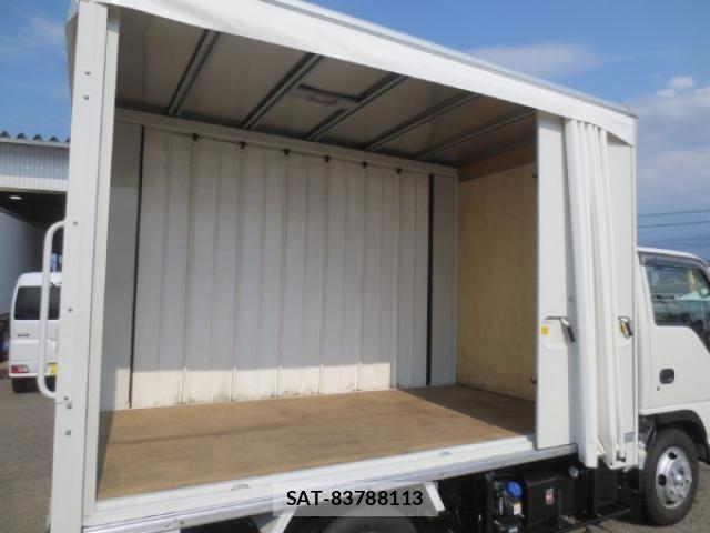 Isuzu ELF TRUCK 2022-04 7500424-10