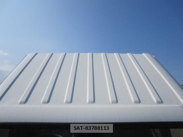 Isuzu ELF TRUCK 2022-04 7500424-16