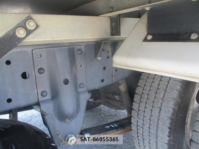 Isuzu ELF TRUCK 2014-07 7562076-9