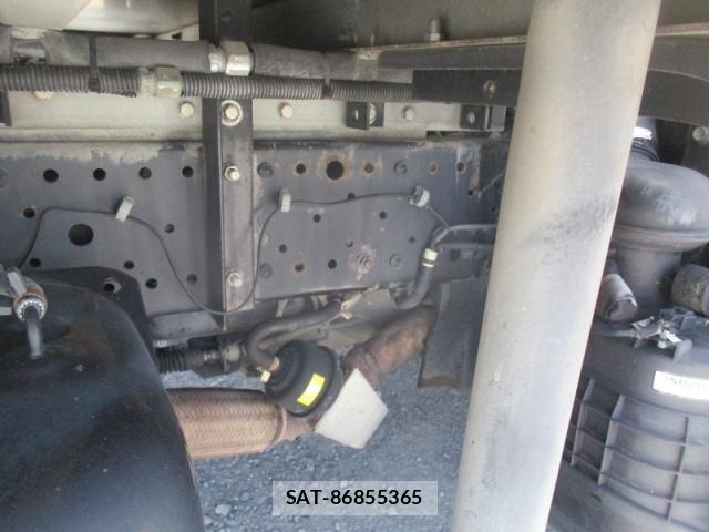 Isuzu ELF TRUCK 2014-07 7562076-17