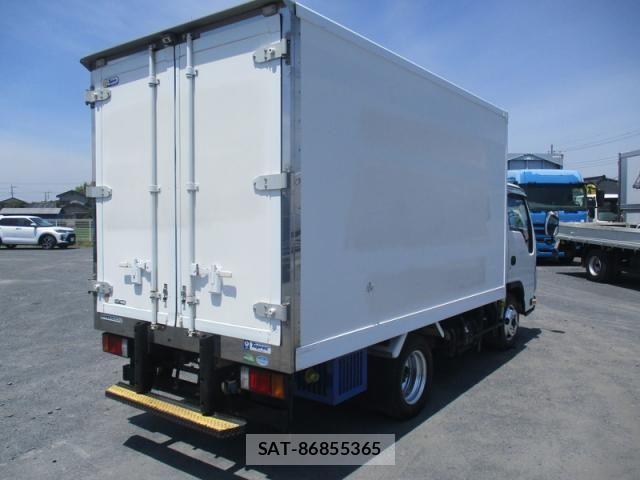 Isuzu ELF TRUCK 2014-07 7562076-18