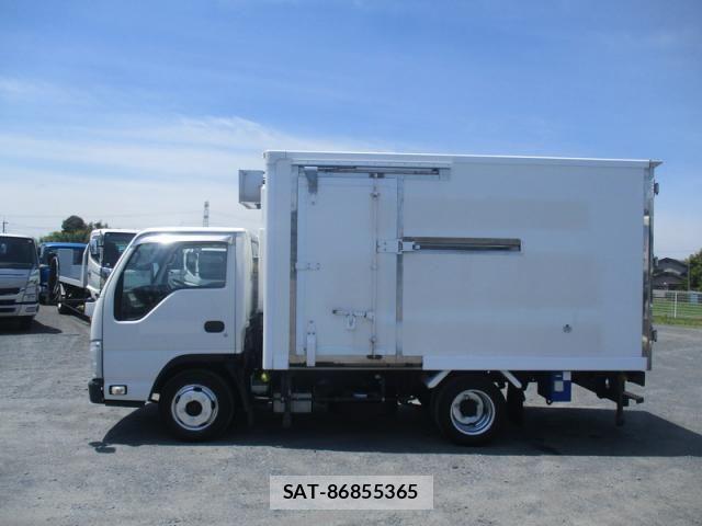 Isuzu ELF TRUCK 2014-07 7562076-2