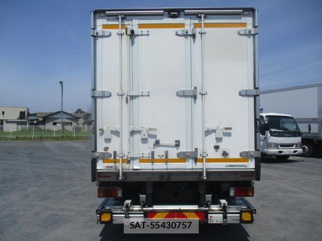 Isuzu ELF TRUCK 2018-04 7562071-19