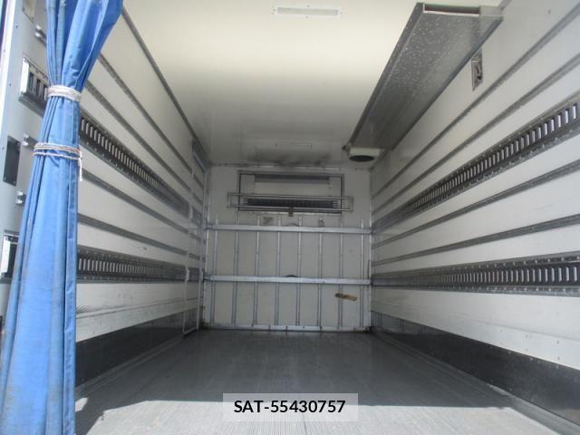 Isuzu ELF TRUCK 2018-04 7562071-21