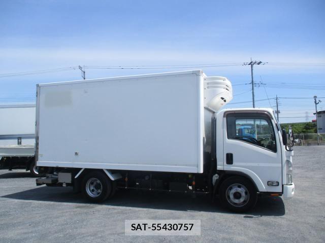 Isuzu ELF TRUCK 2018-04 7562071-2