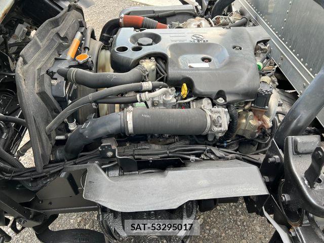 Isuzu ELF TRUCK 2015-03 7616377-19