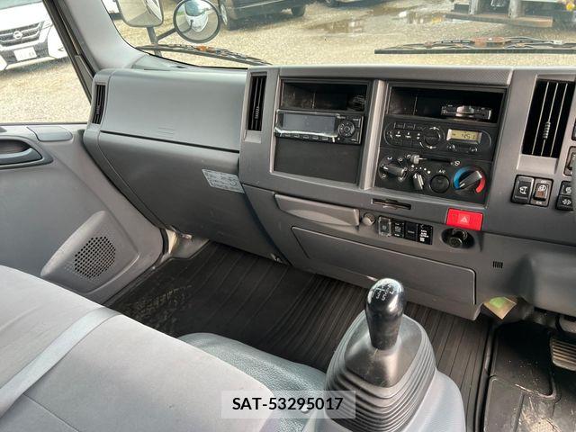 Isuzu ELF TRUCK 2015-03 7616377-6