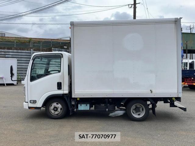 Isuzu ELF TRUCK 2010-05 7616375-4