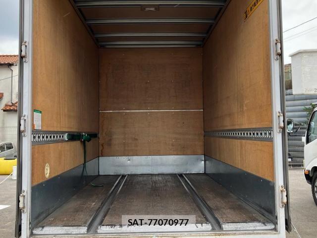 Isuzu ELF TRUCK 2010-05 7616375-7
