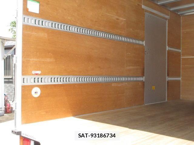 Isuzu ELF TRUCK 2023-09 7616355-24