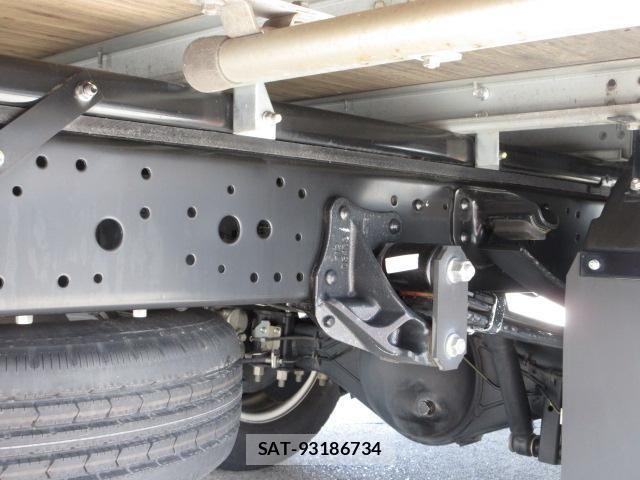Isuzu ELF TRUCK 2023-09 7616355-29