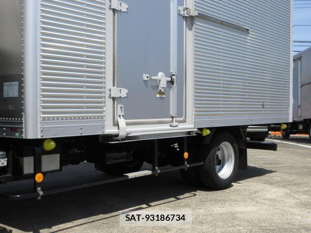 Isuzu ELF TRUCK 2023-09 7616355-7