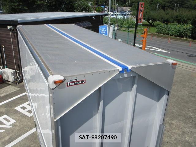 Isuzu ELF TRUCK 2015-06 7616362-11