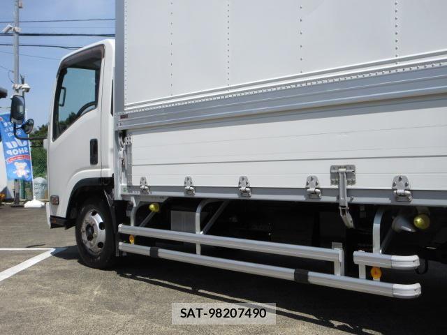Isuzu ELF TRUCK 2015-06 7616362-17