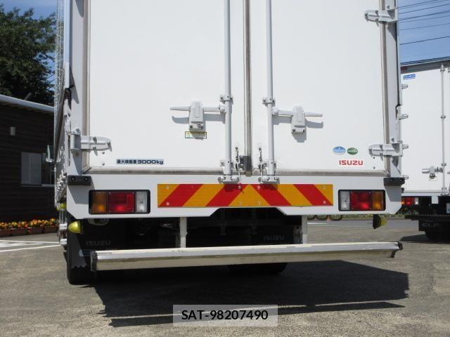 Isuzu ELF TRUCK 2015-06 7616362-20
