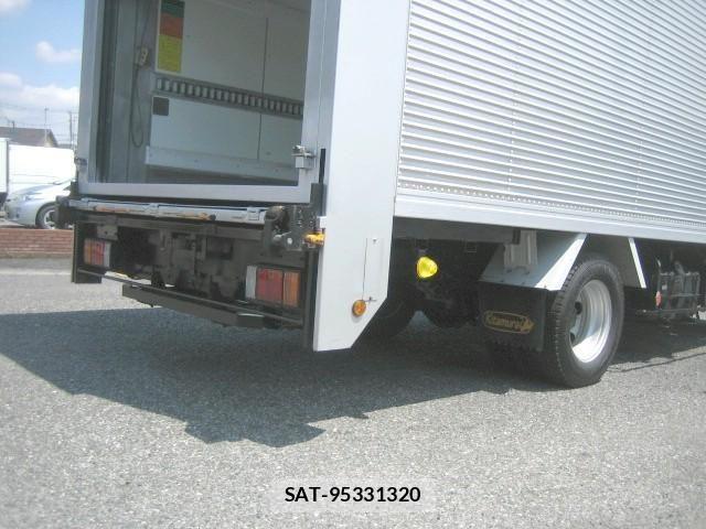 Isuzu ELF TRUCK 2016-07 7616370-18