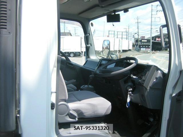 Isuzu ELF TRUCK 2016-07 7616370-25