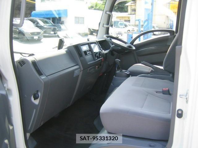 Isuzu ELF TRUCK 2016-07 7616370-26