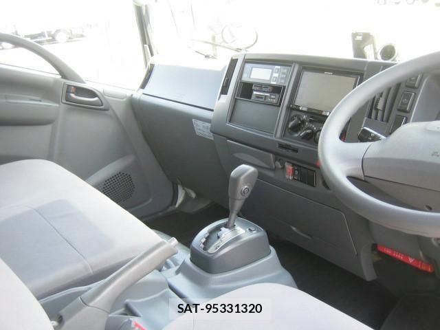 Isuzu ELF TRUCK 2016-07 7616370-27
