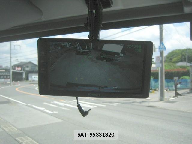 Isuzu ELF TRUCK 2016-07 7616370-28