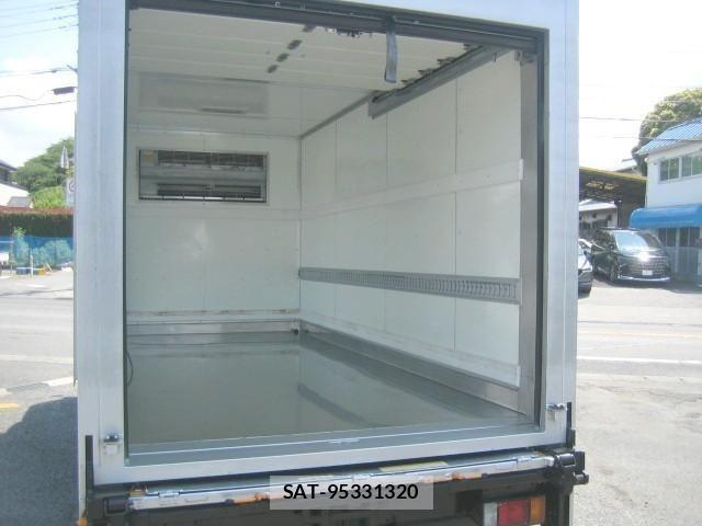 Isuzu ELF TRUCK 2016-07 7616370-6