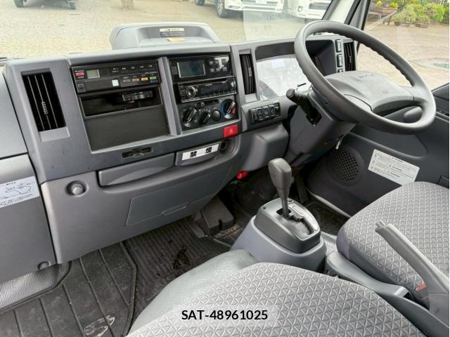 Isuzu ELF TRUCK 2020-09 7616366-20