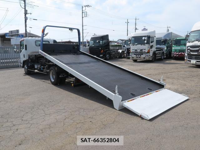 Isuzu ELF TRUCK 2016-02 7616356-1