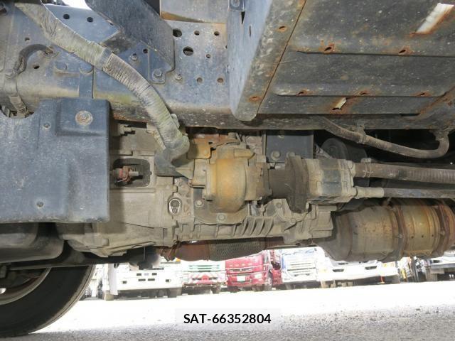 Isuzu ELF TRUCK 2016-02 7616356-25